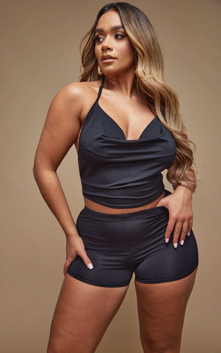 

PrettyLittleThing Черный облегающий топ без рукавов с воротником-хомутом