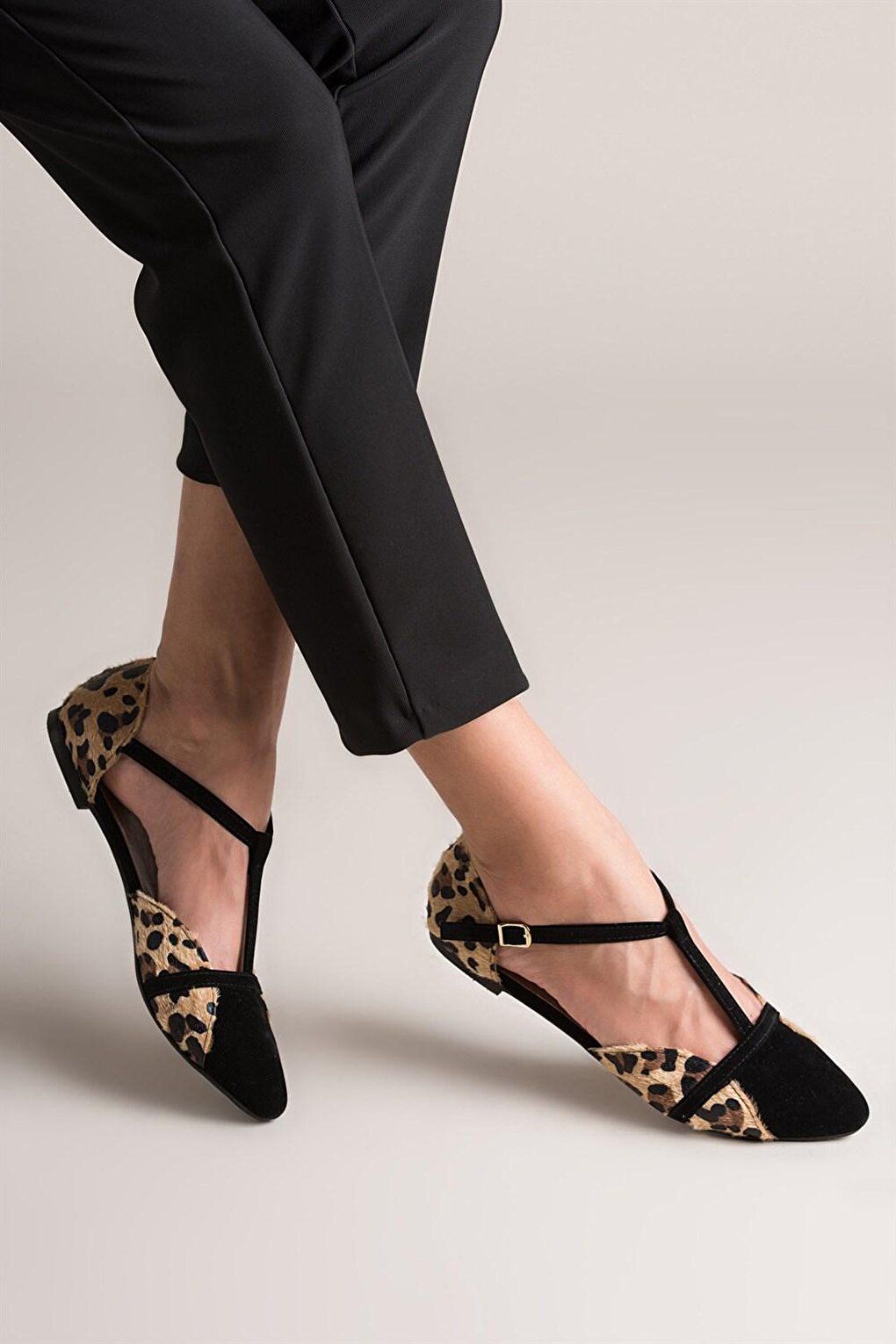 Леопардовые/черные женские балетки B726881802 Fox Shoes