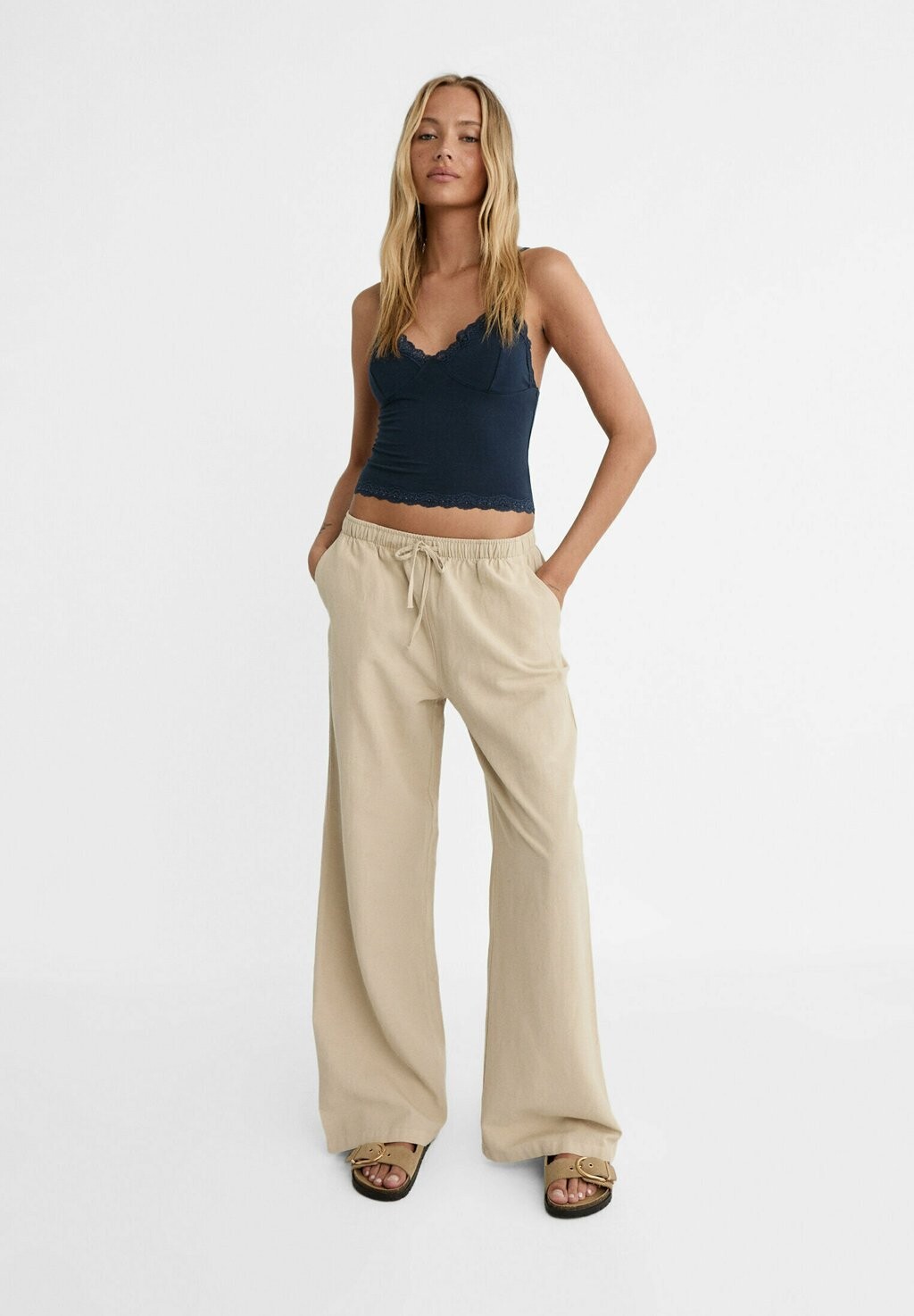 

Топ STRAPPY Stradivarius, темно-синий