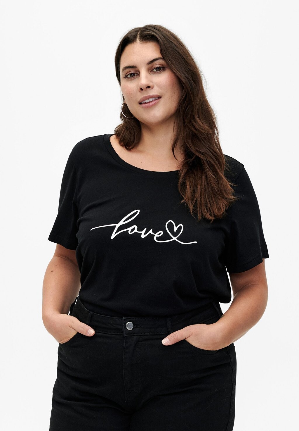 

Футболка с принтом MIT RUNDHALSAUSSCHNITT Zizzi, цвет black w love