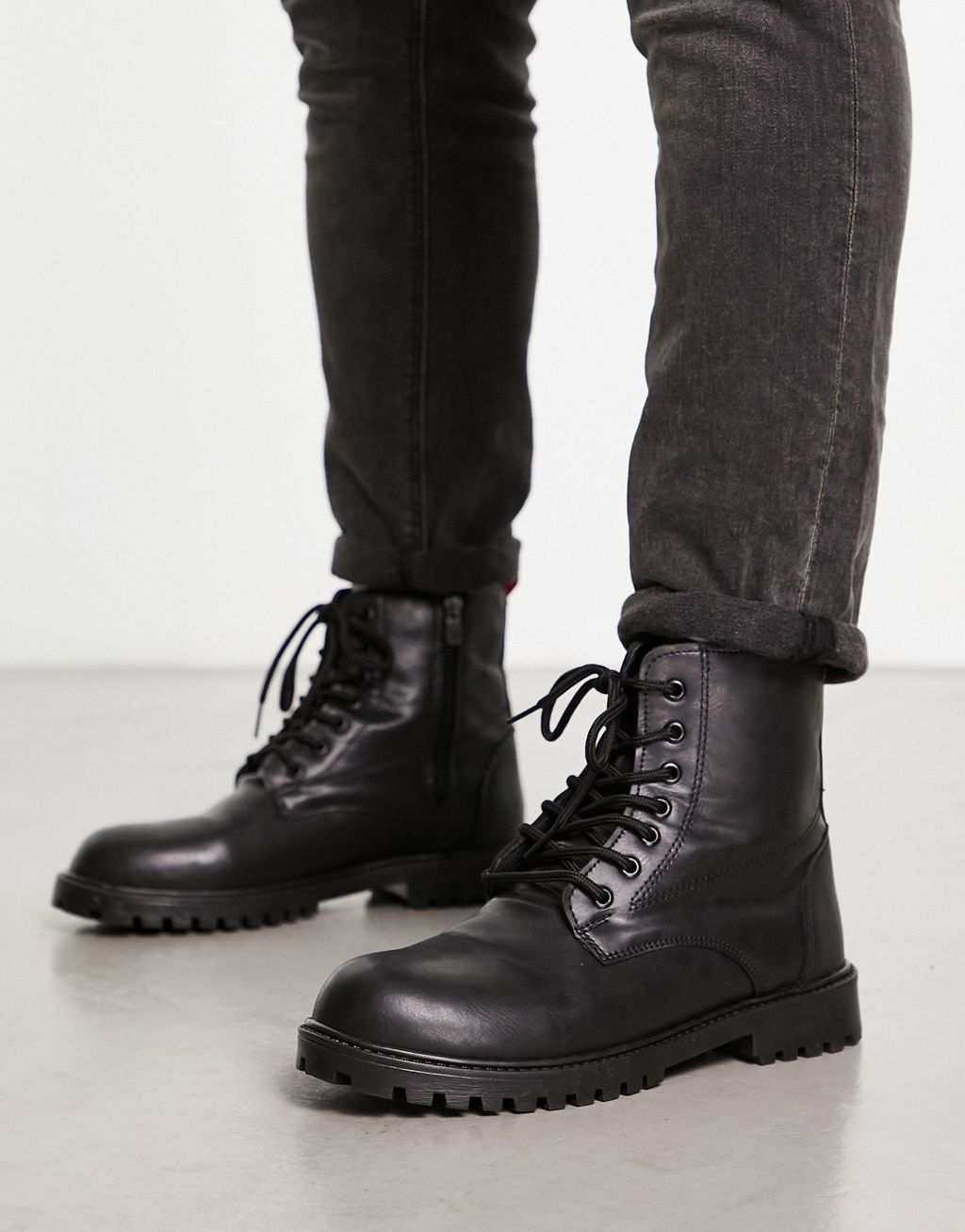 Черные ботинки на шнуровке Bolongaro Trevor в стиле минимализма из искусственной кожи женские ботильоны из искусственной кожи черные короткие мотоциклетные ботинки на платформе на шнуровке в готическом стиле осень зима 2022