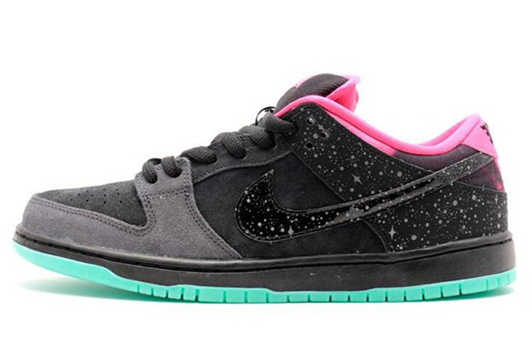

Nike Dunk SB Low Premier Северное сияние