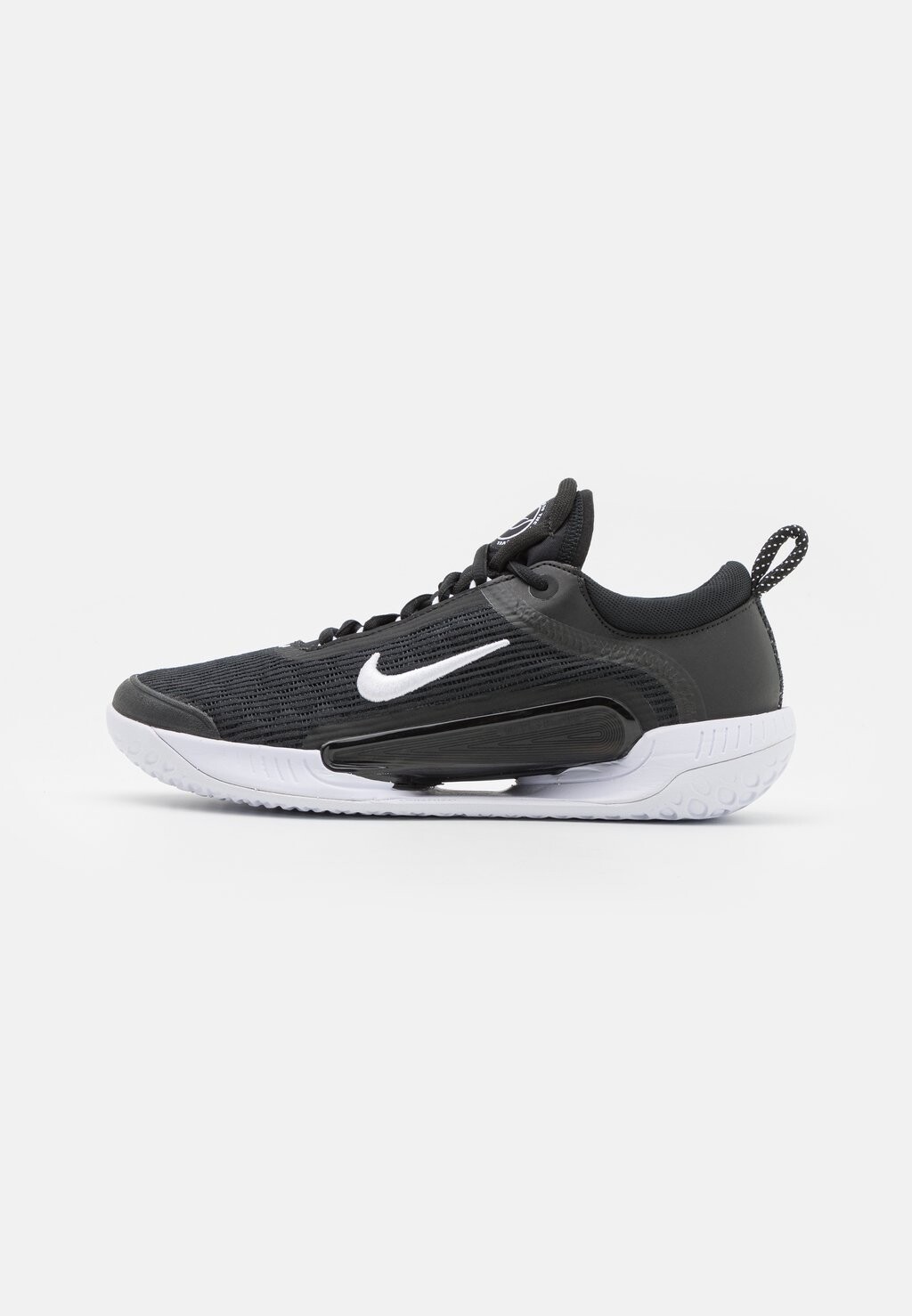 

Кроссовки Nike