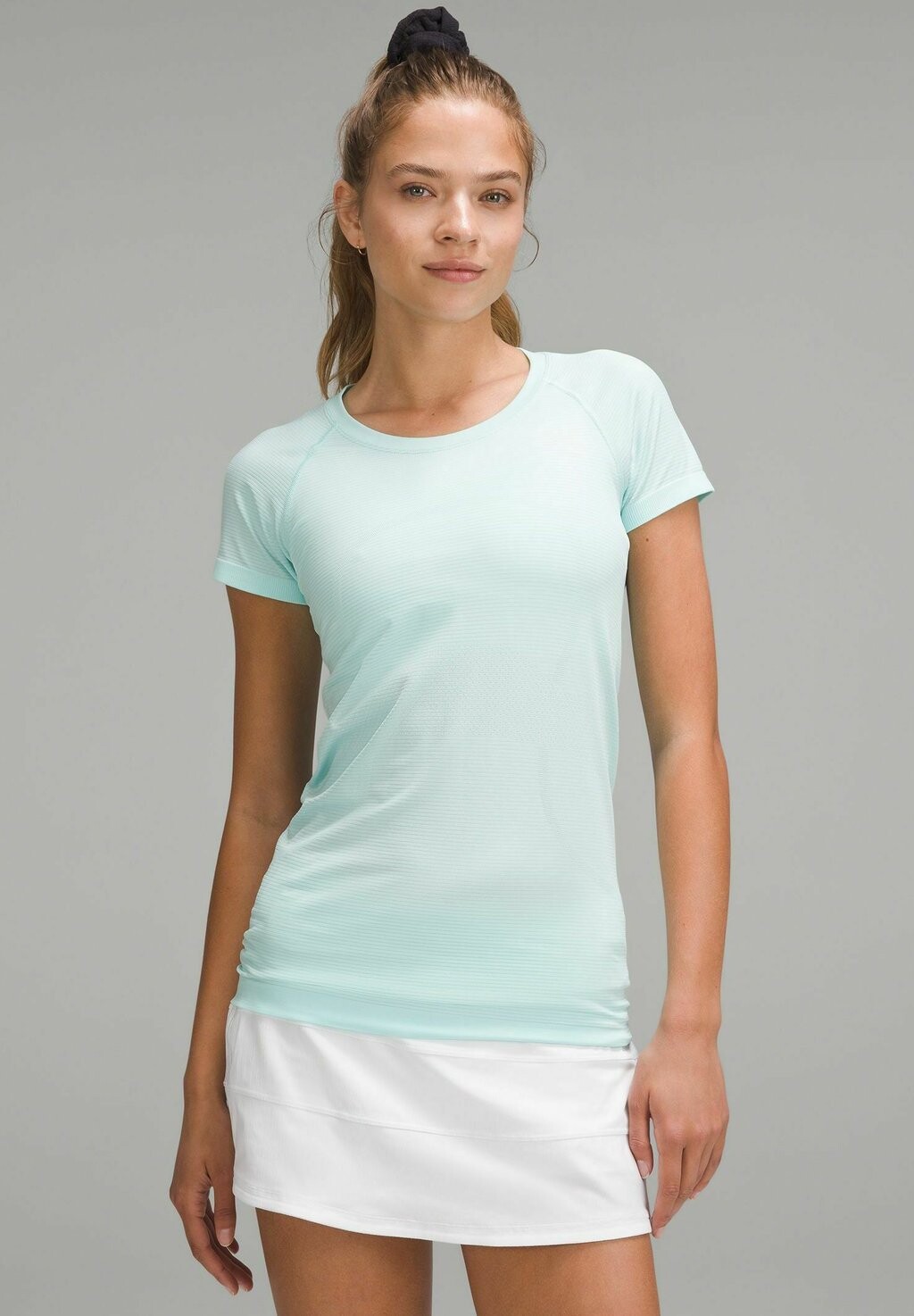 

Базовая футболка SWIFTLY TECH SHORT-SLEEVE 2.0 lululemon, синий
