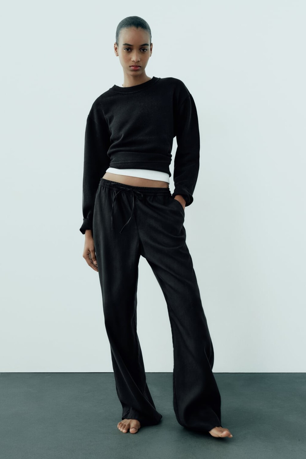 

Брюки прямого кроя ZARA, черный