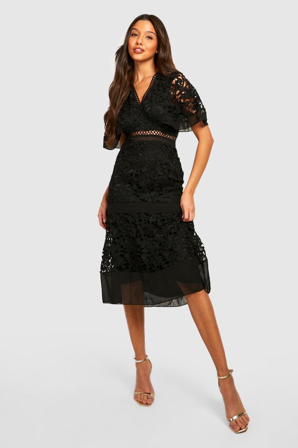 

Платье миди с деталями крючком Boohoo, черный