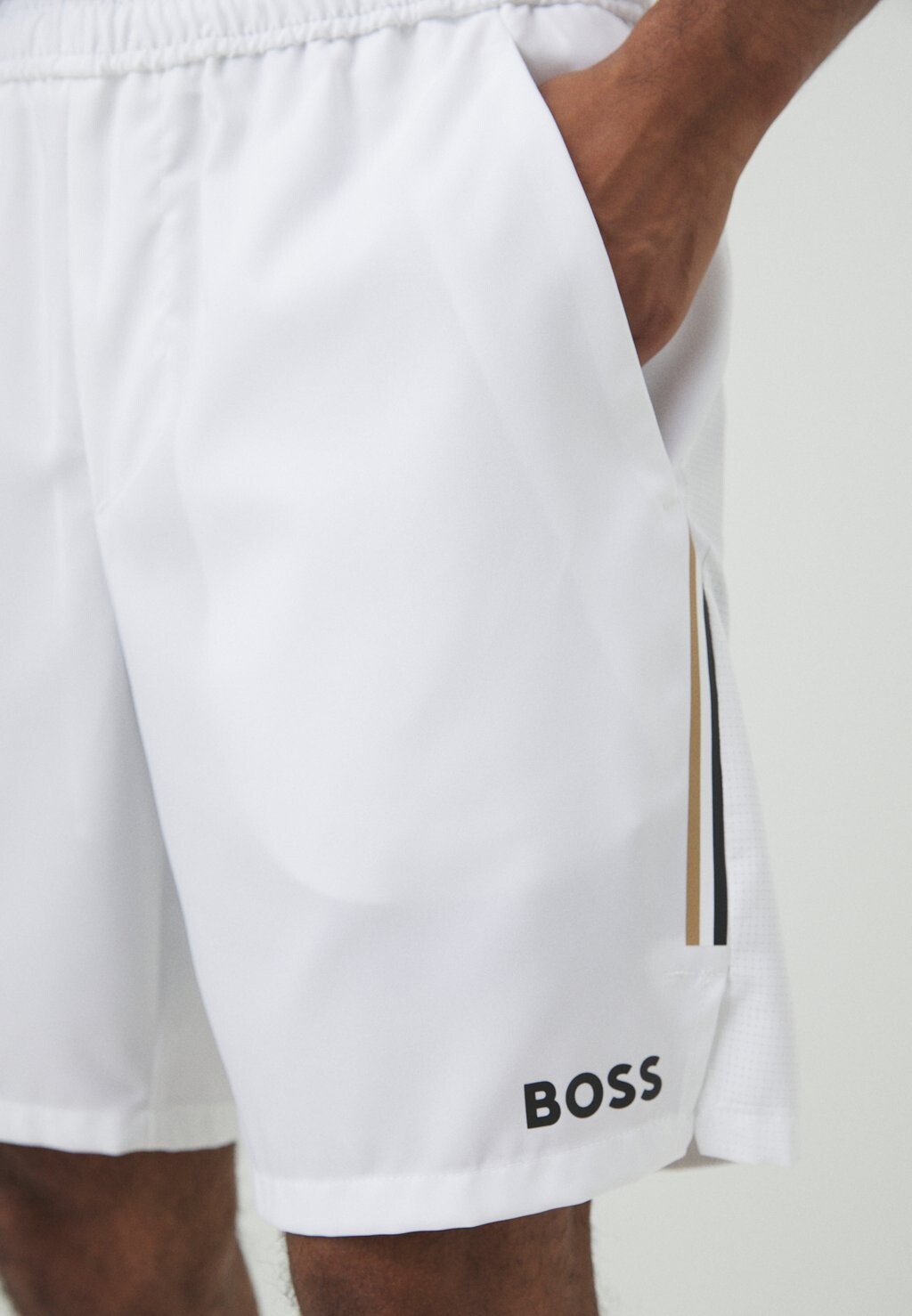 

Спортивные шорты BOSS, белые