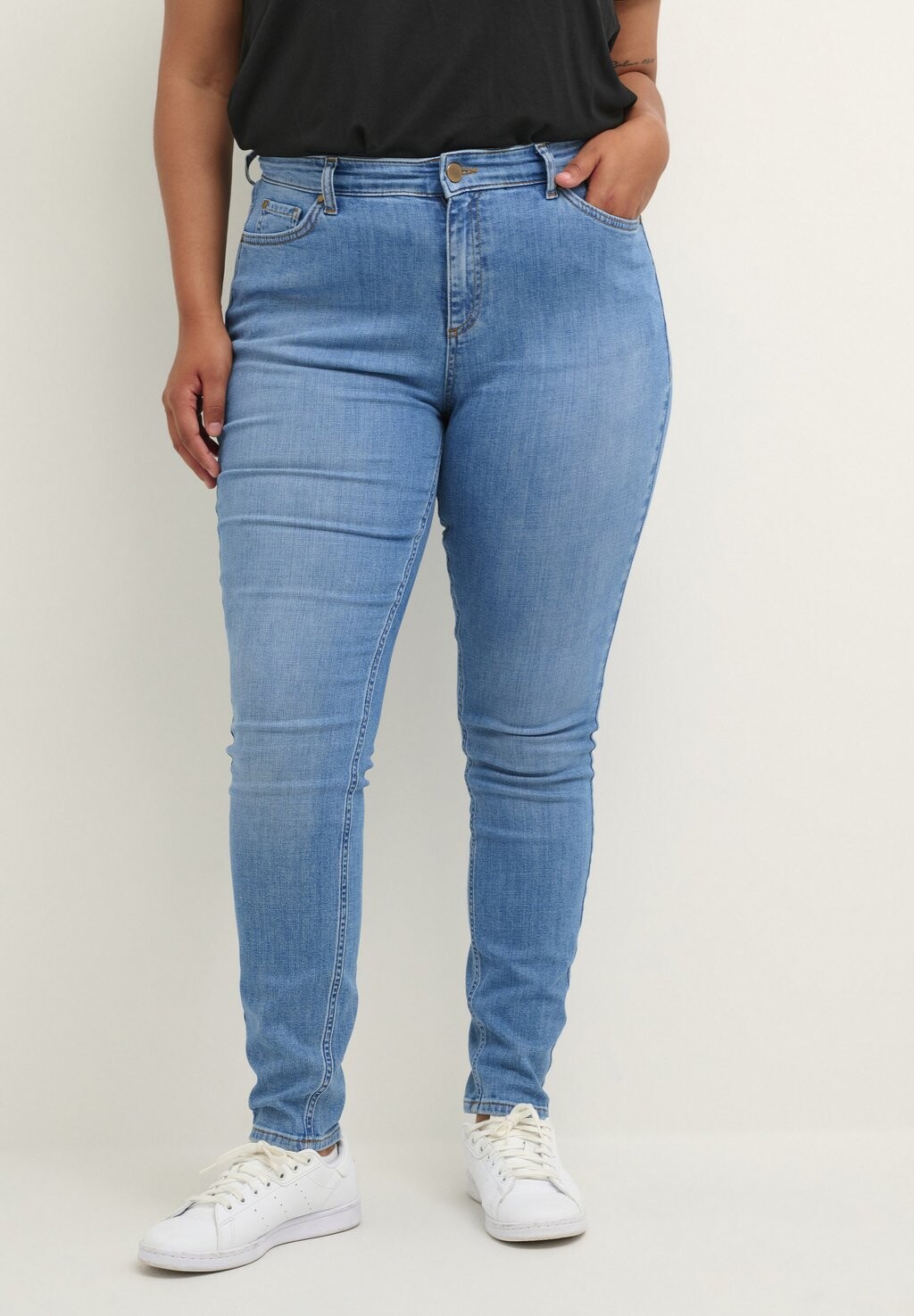 

Джинсы Slim fit Kaffe Curve