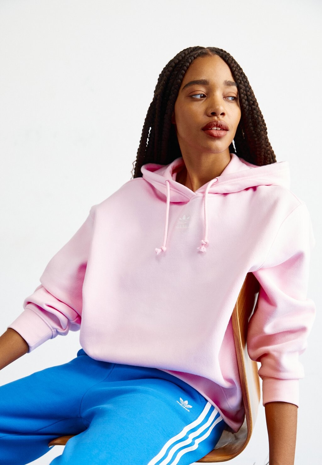 

Толстовка adidas Originals ADICOLOR ESSENTIALS, прозрачный розовый