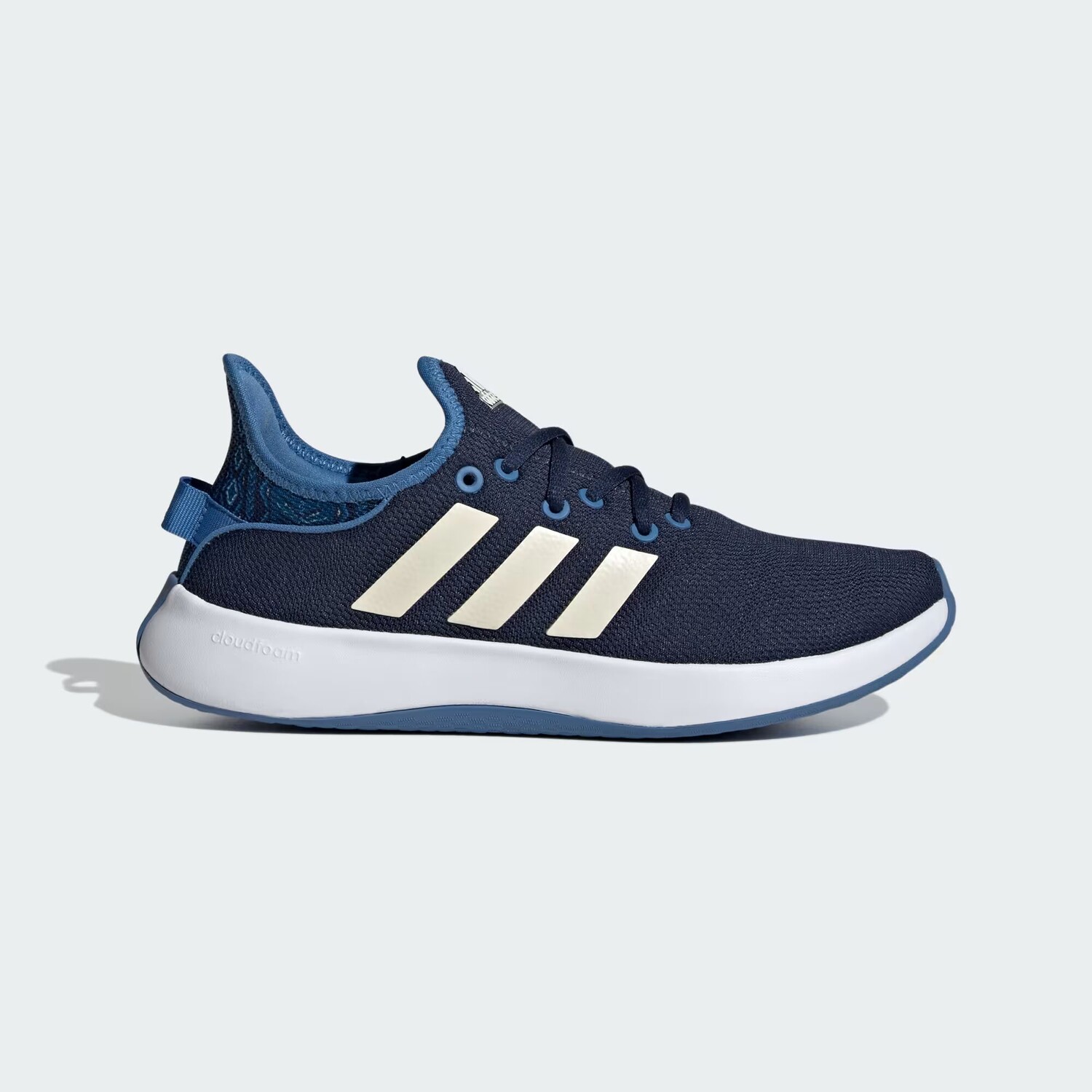 

Cloudfoam Чистые Кроссовки Adidas, цвет Night Indigo/Cream White/Focus Blue