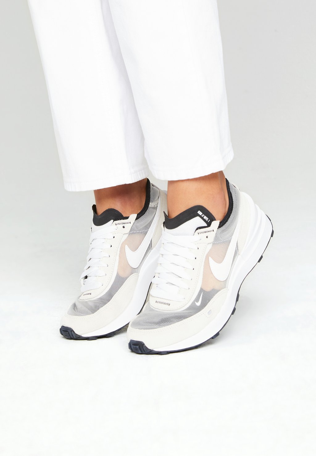 Низкие кроссовки Nike, Summit белый/белый/черный/оранжевый