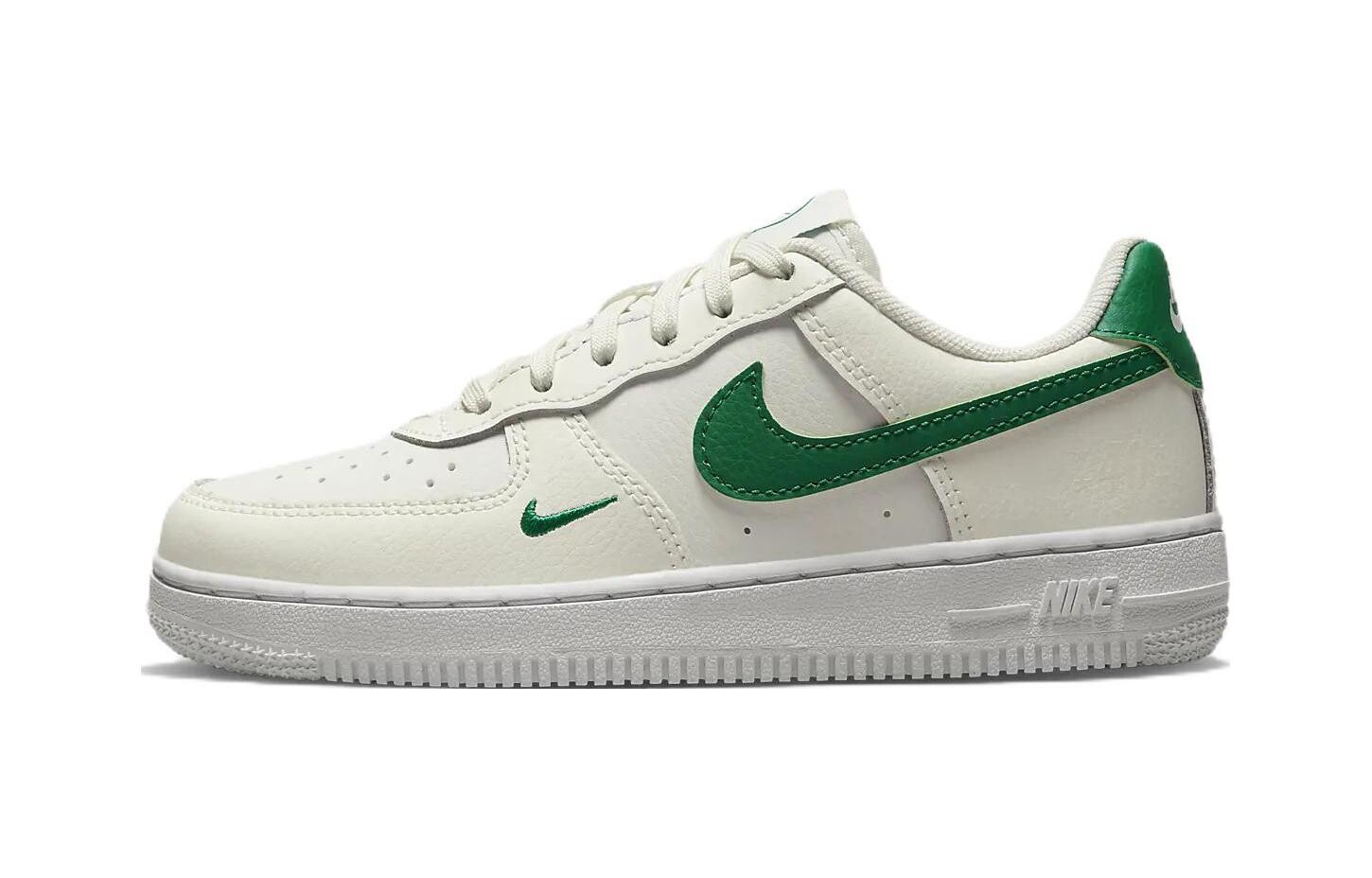 

Детские кроссовки для крикета Nike Air Force 1 Low BP