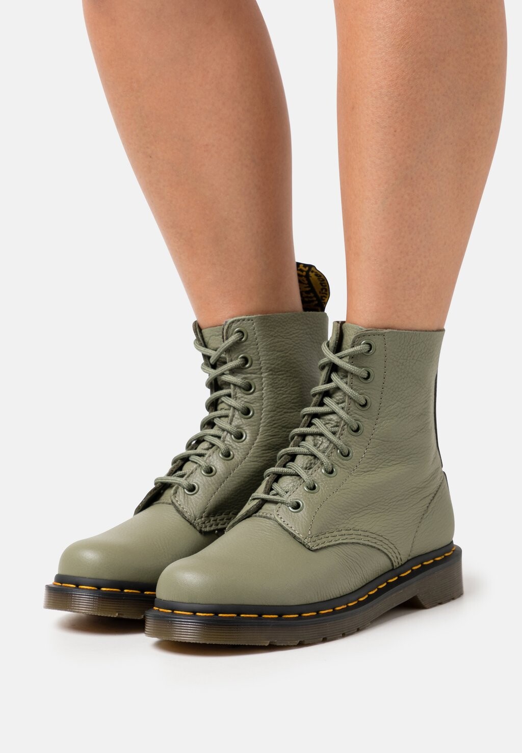 

Ботильоны Dr. Martens ПАСКАЛЬ, цвет camouflage/khaki/virginia