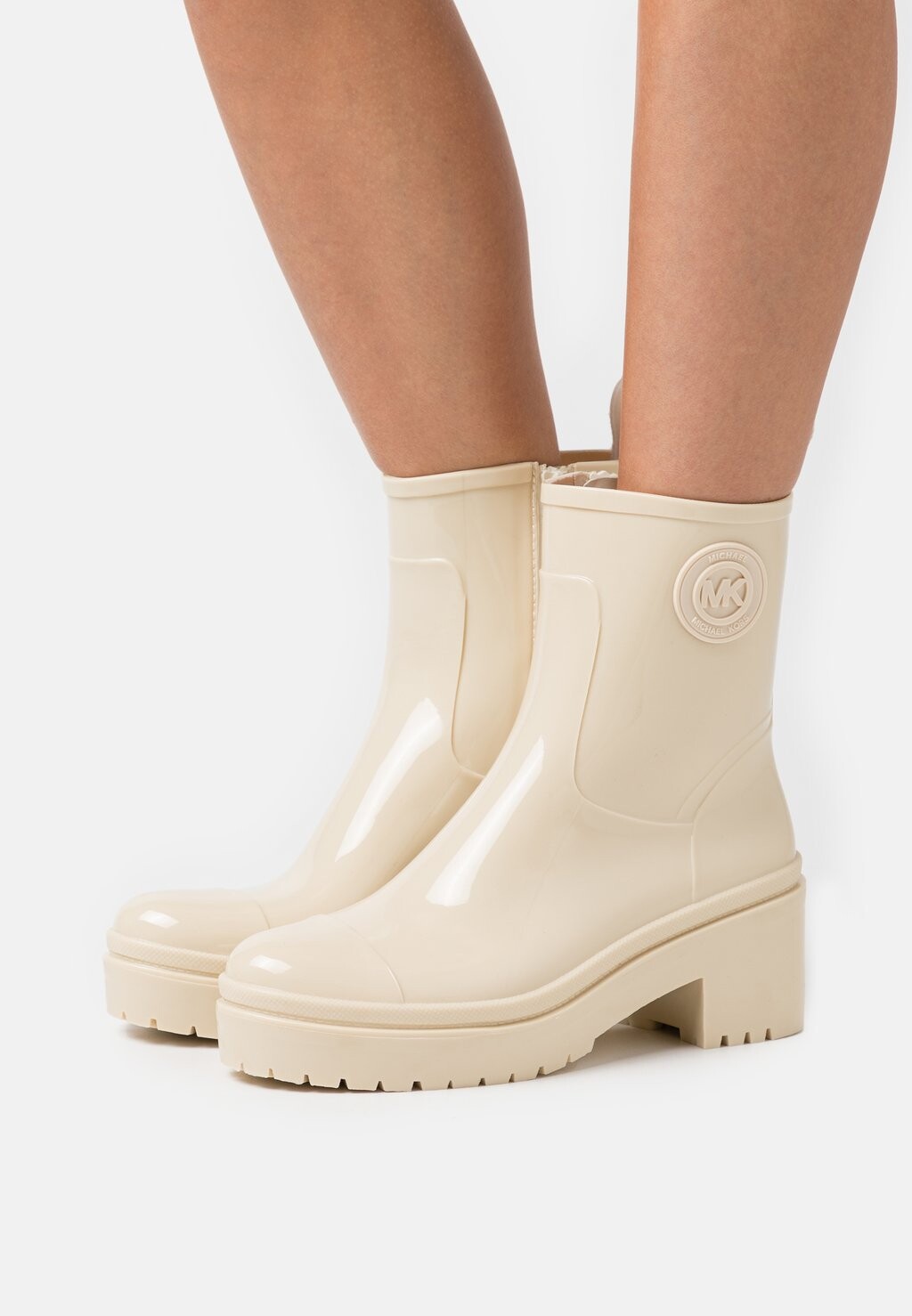 

Водонепроницаемые ботинки MICHAEL Michael Kors KARIS RAINBOOT, цвет light cream