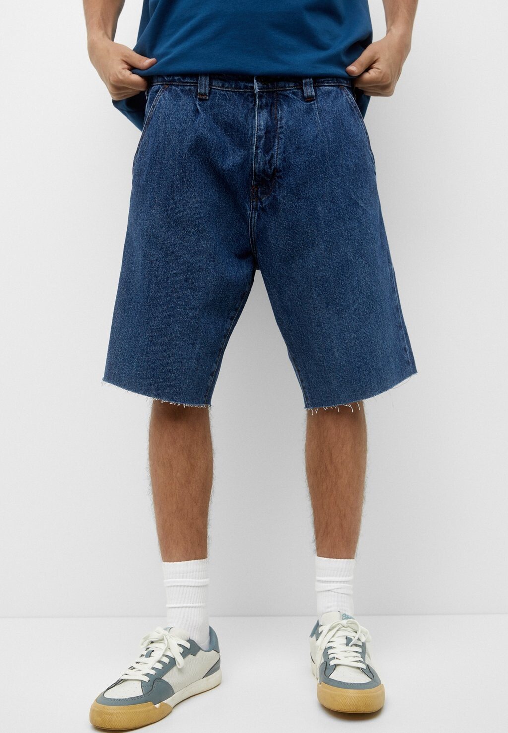 

БЕРМУДА Wide-Leg With Darts PULL&BEAR