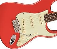 

Электрогитара Fender American Vintage II 61 Strat with a Rosewood Fingerboard in Fiesta Red