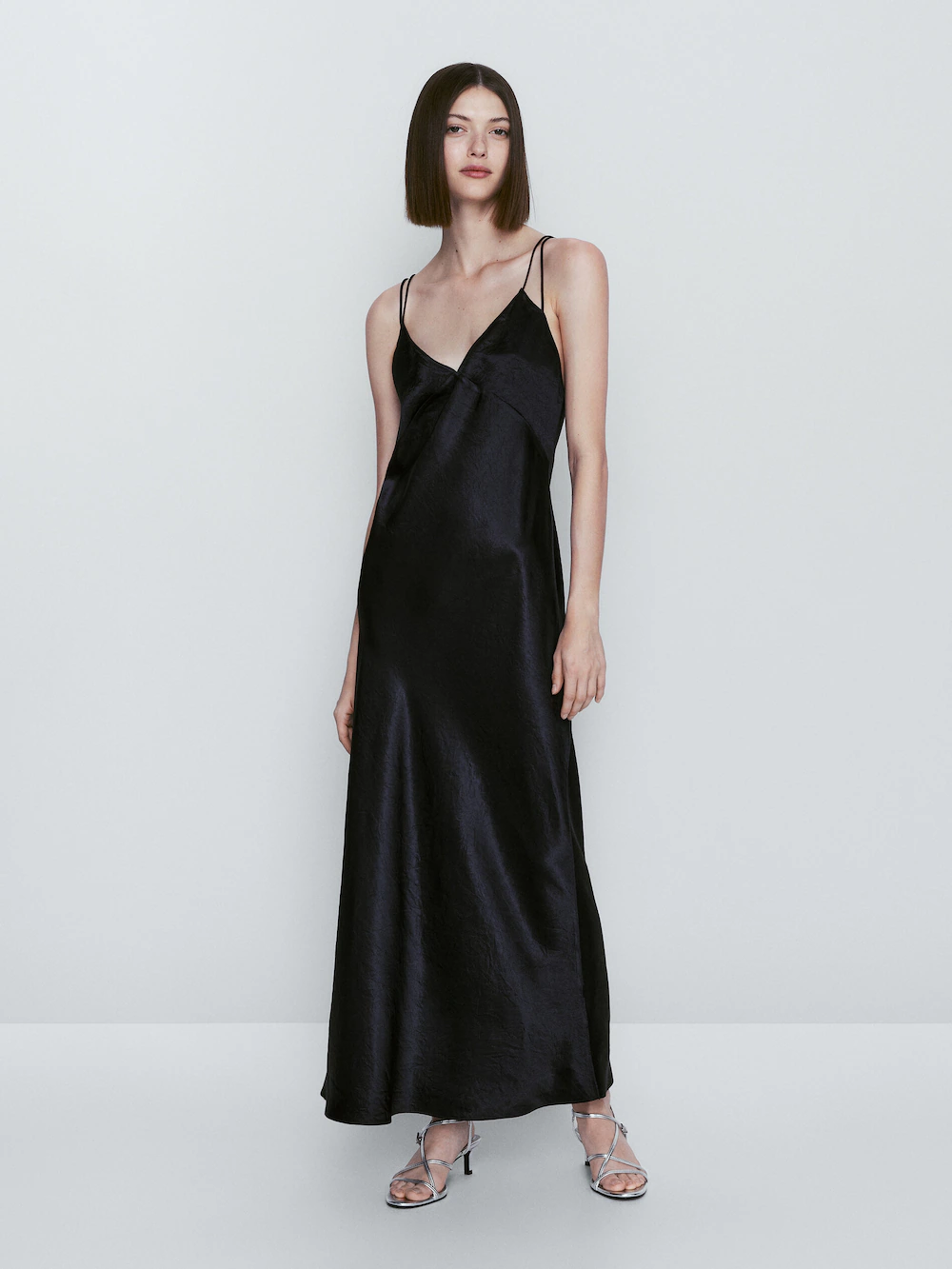 

Длинное атласное платье Massimo Dutti, синий