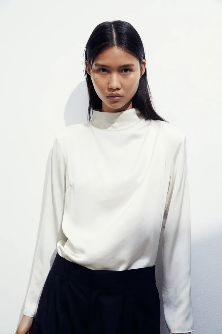 

Атласная блузка H&M, бежевый