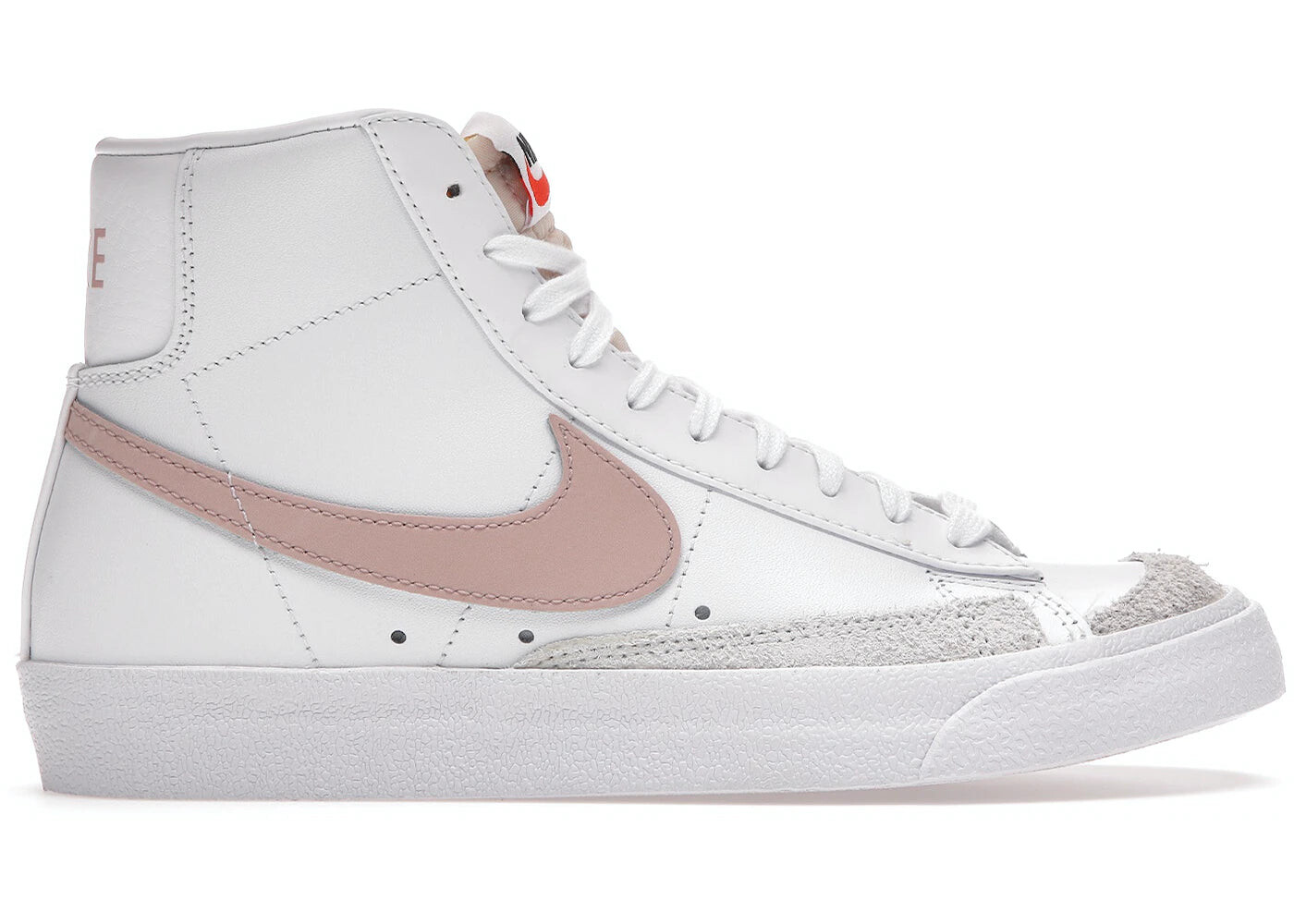 

Кроссовки Nike Blazer Mid 77, белый