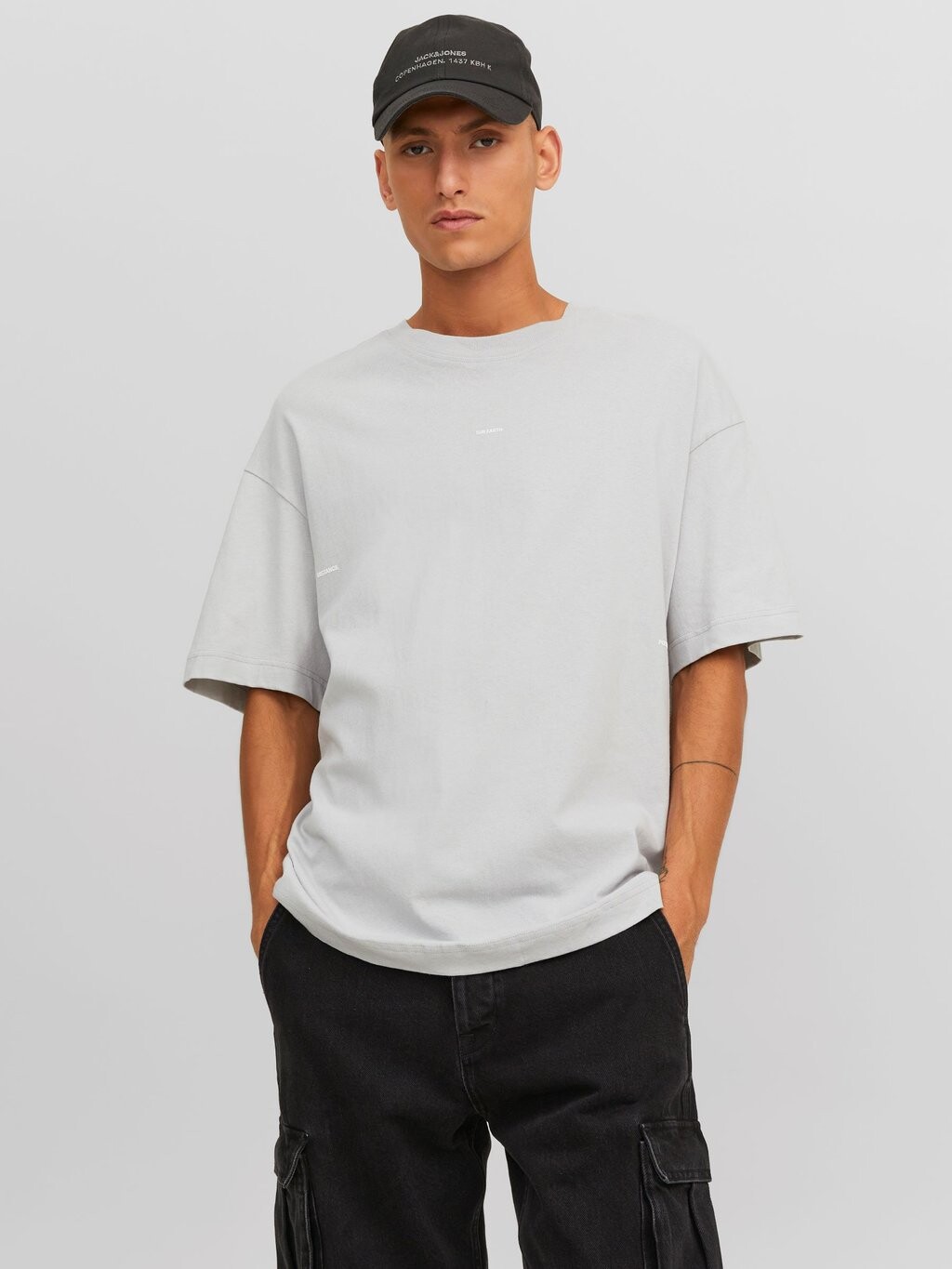 

Футболка с принтом Jack & Jones, светло-серый