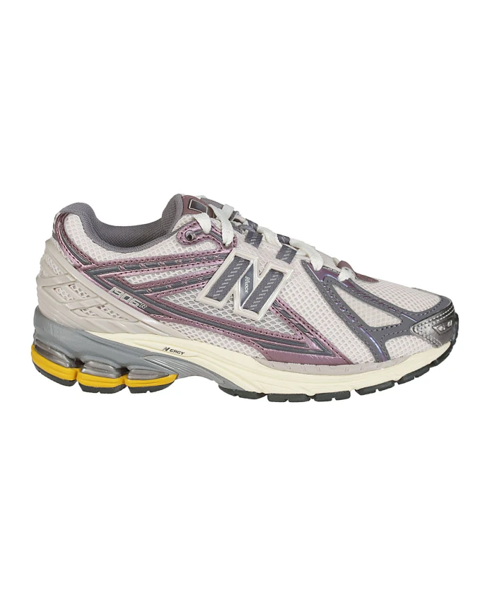 

Стильные кроссовки для женщин New Balance, мультиколор
