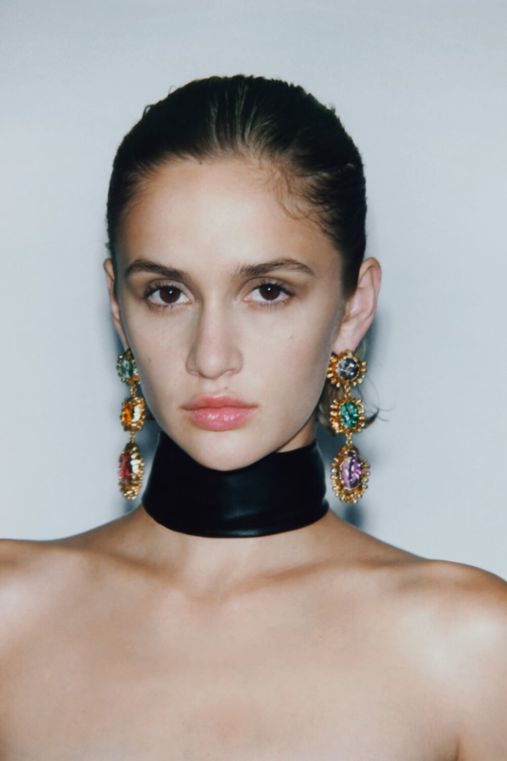 

Серьги из разноцветной смолы ZARA, золотой