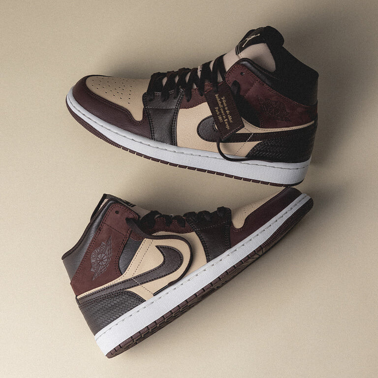 

Кроссовки Nike Air 1 Mid Se Air Jordan, коричневый