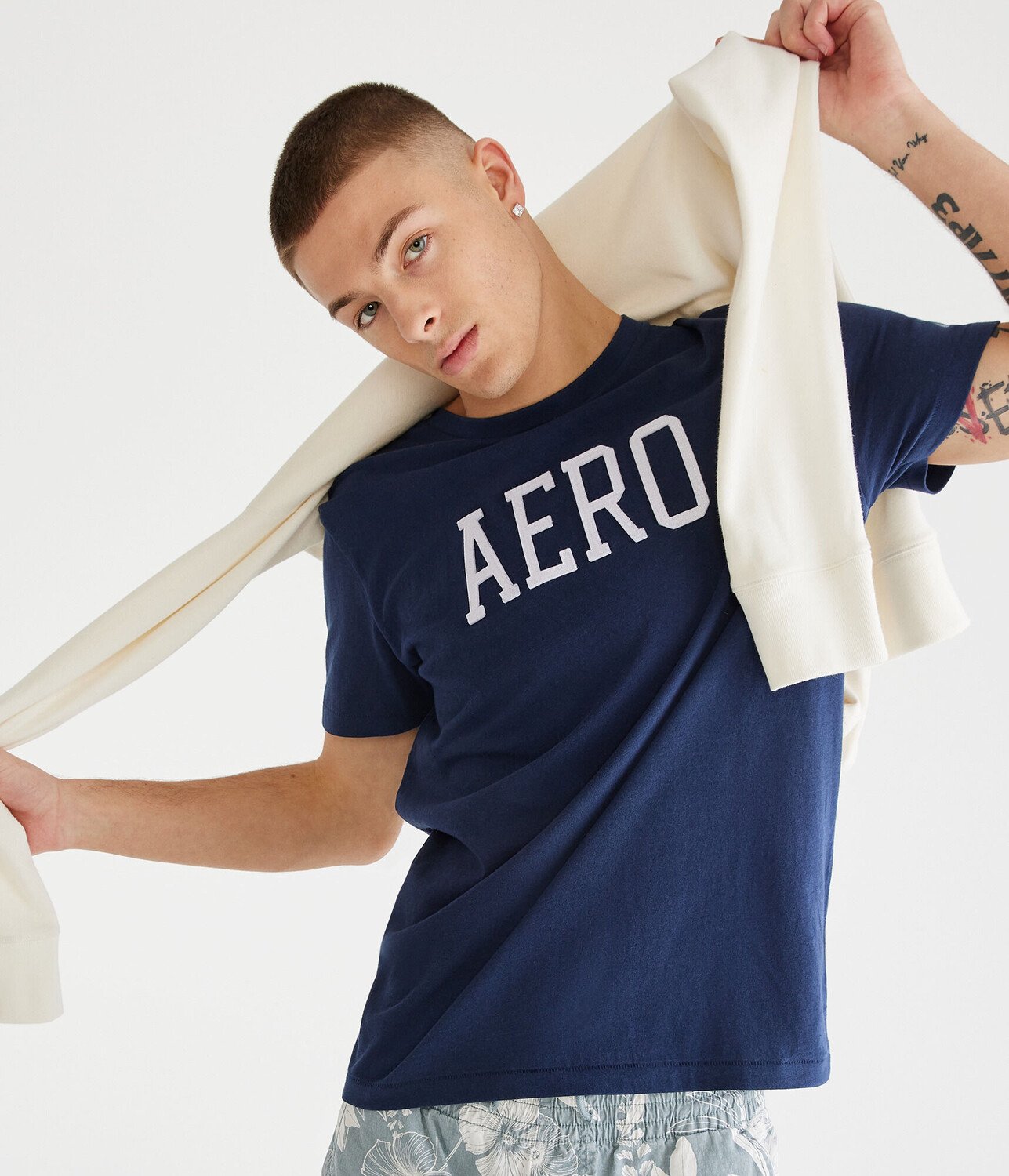 

Футболка с графическим логотипом Aero и аппликацией Aeropostale, синий