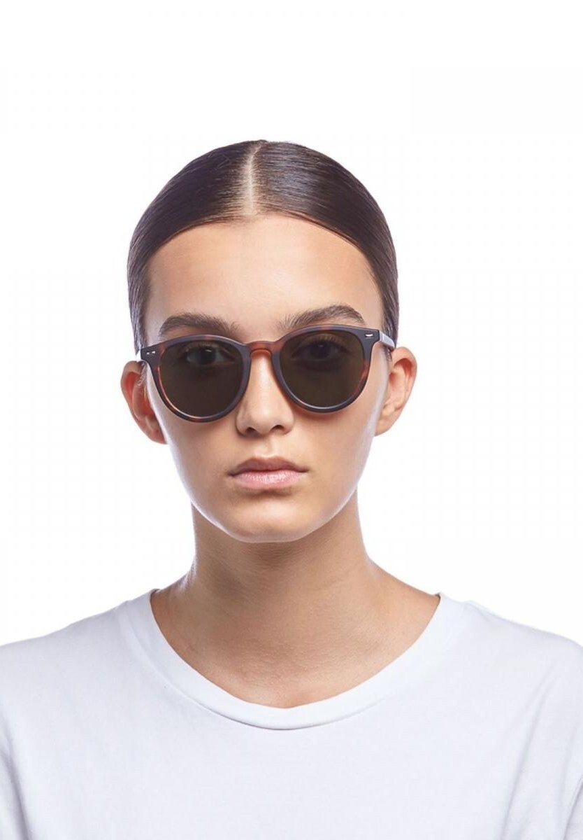 

Солнцезащитные очки Le Specs