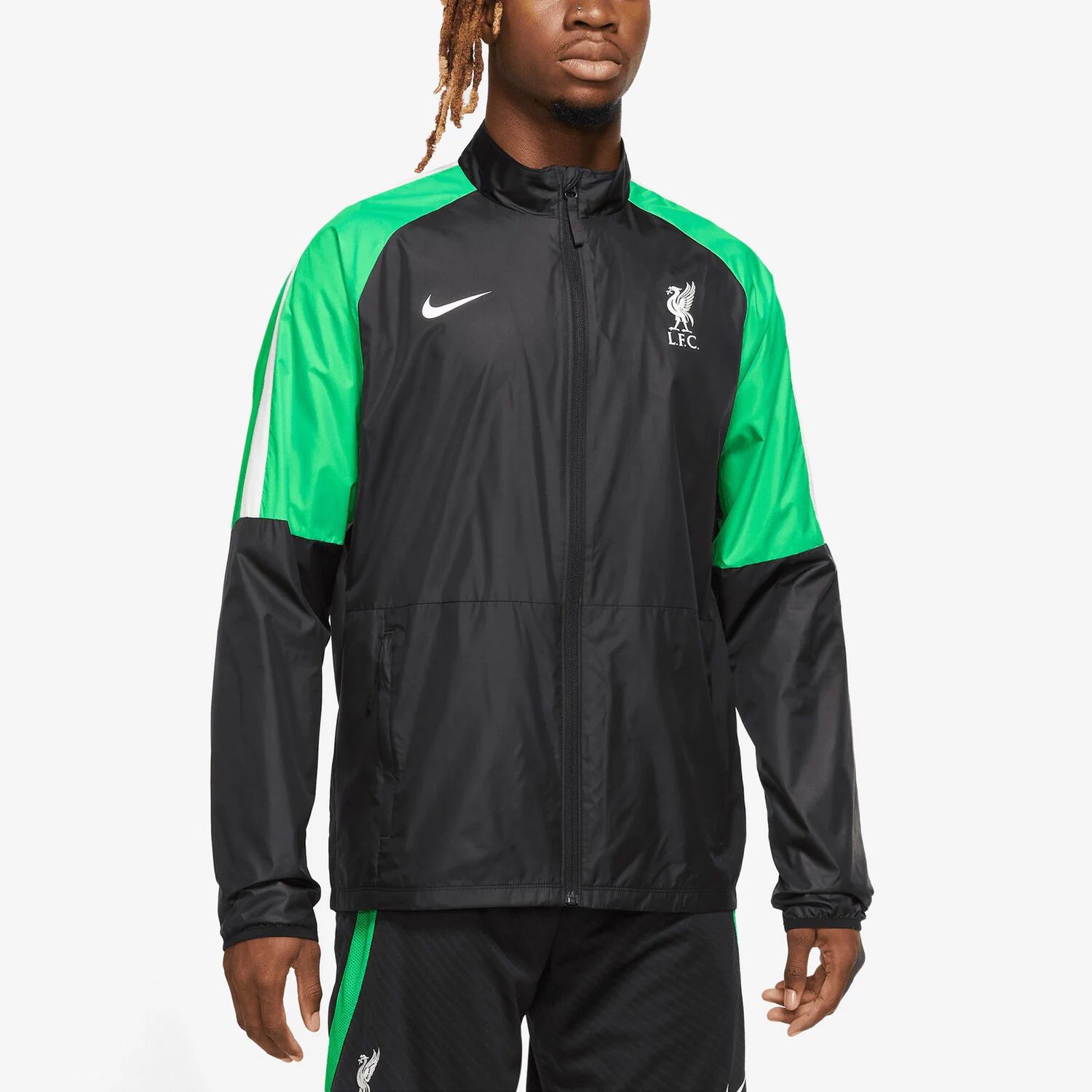 цена Мужская черная куртка Liverpool Academy AWF с молнией во всю длину реглан Nike