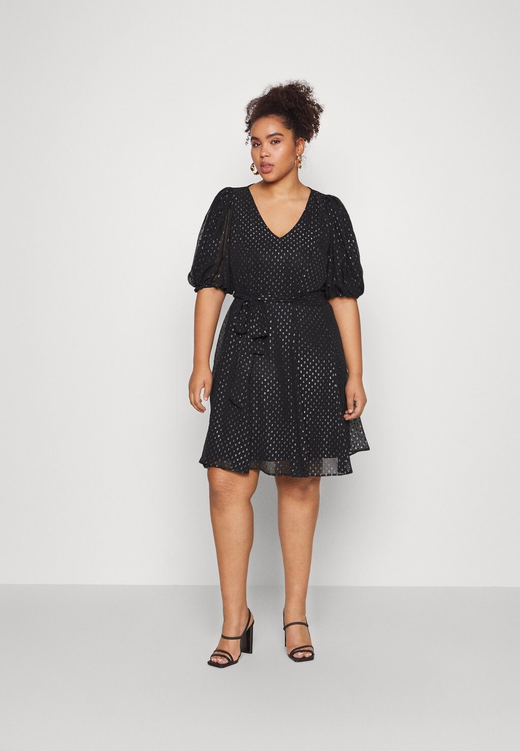 

Повседневное платье DKNY