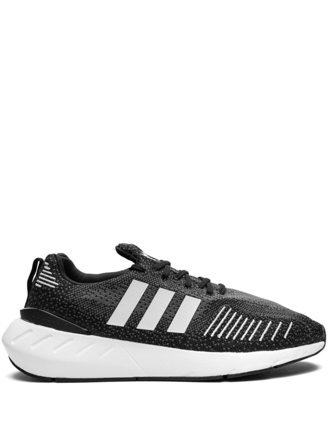 

Кроссовки Swift Run 22 Adidas, черный