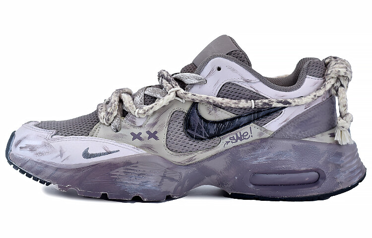 

Кроссовки Air Max Fusion женские с низким верхом серые Nike