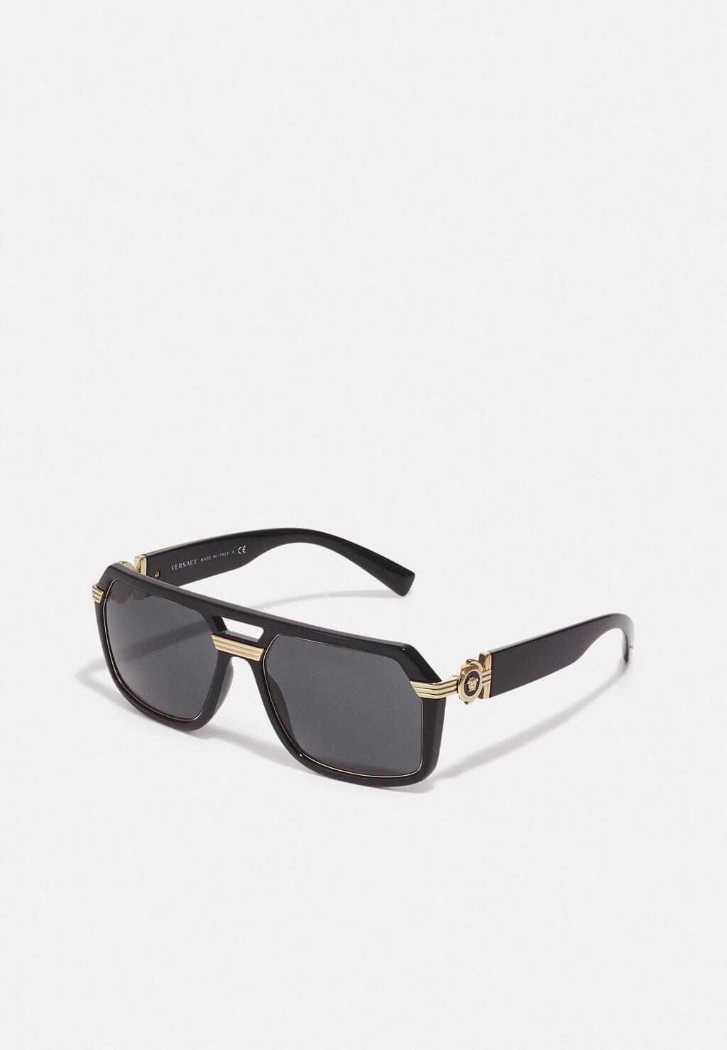 

Солнцезащитные очки Versace, черный