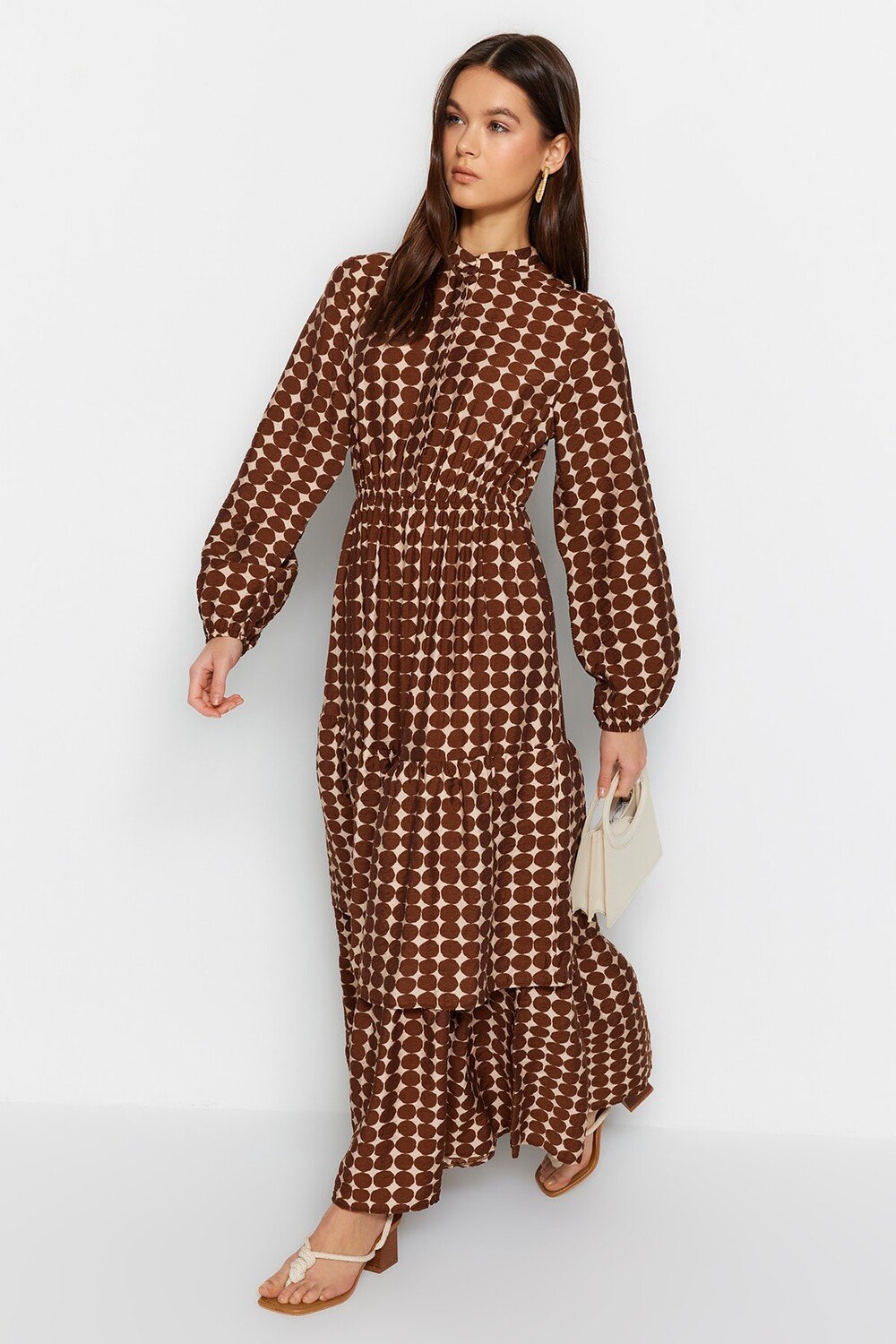 

Платье - Коричневое - Базовое Trendyol Modest, коричневый