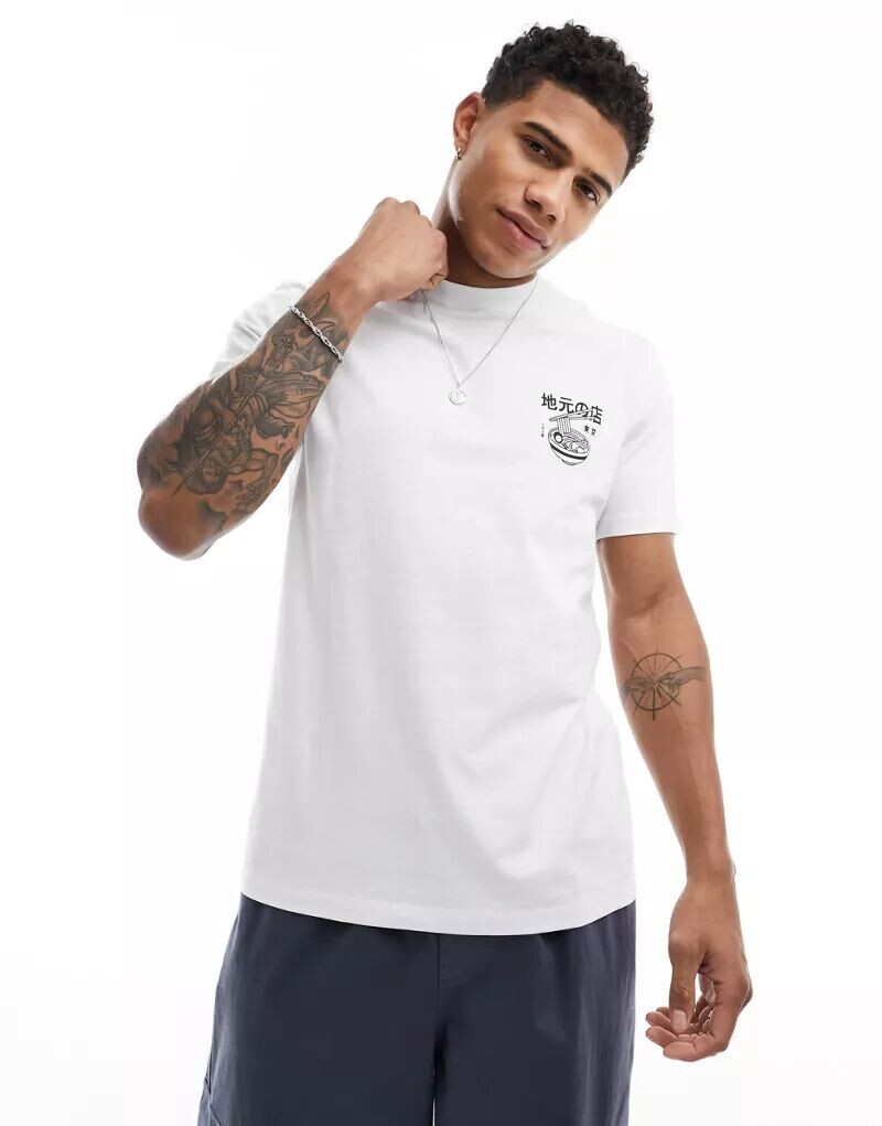 

Белая футболка с принтом лапши на груди ASOS