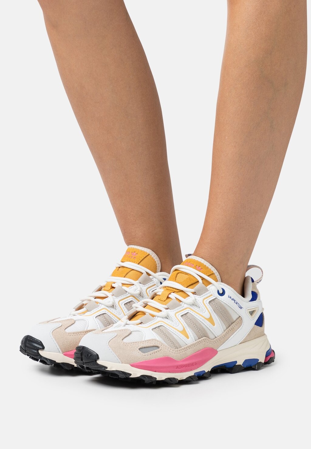 

Кроссовки adidas Originals Hyperturf, основной черный / кристально белый