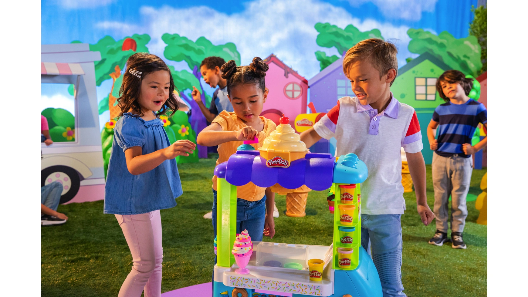 Hasbro Большой грузовик с мороженым Playdoh – заказать из-за рубежа в  «CDEK.Shopping»