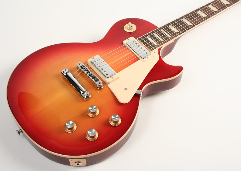 Электрогитара Gibson Les Paul 70s Deluxe 70s Cherry Sunburst SN 209520505