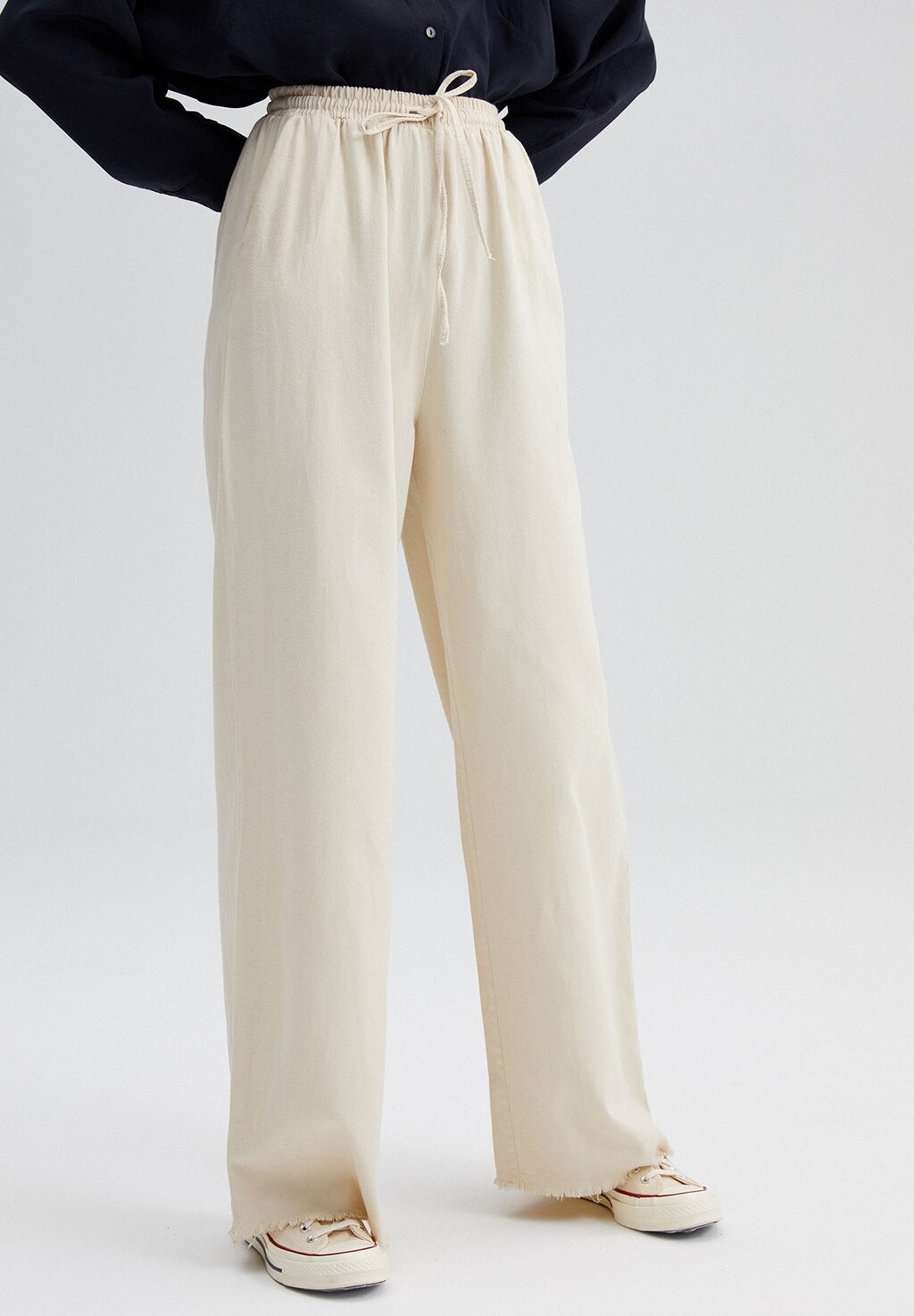 

Брюки Elastic Waisted Gabardine Touché Privé, цвет stone
