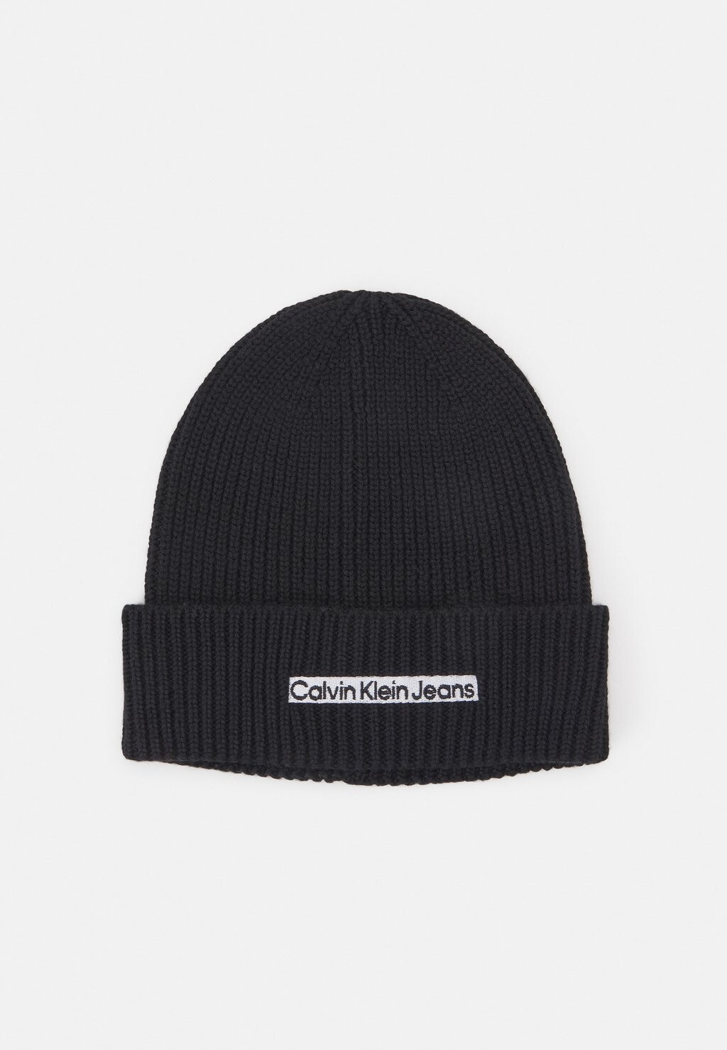 

Шапка Calvin Klein Jeans, черный