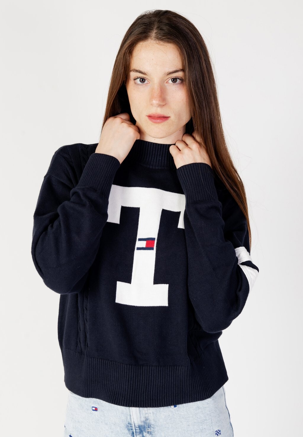 

Свитер Tommy Jeans, синий