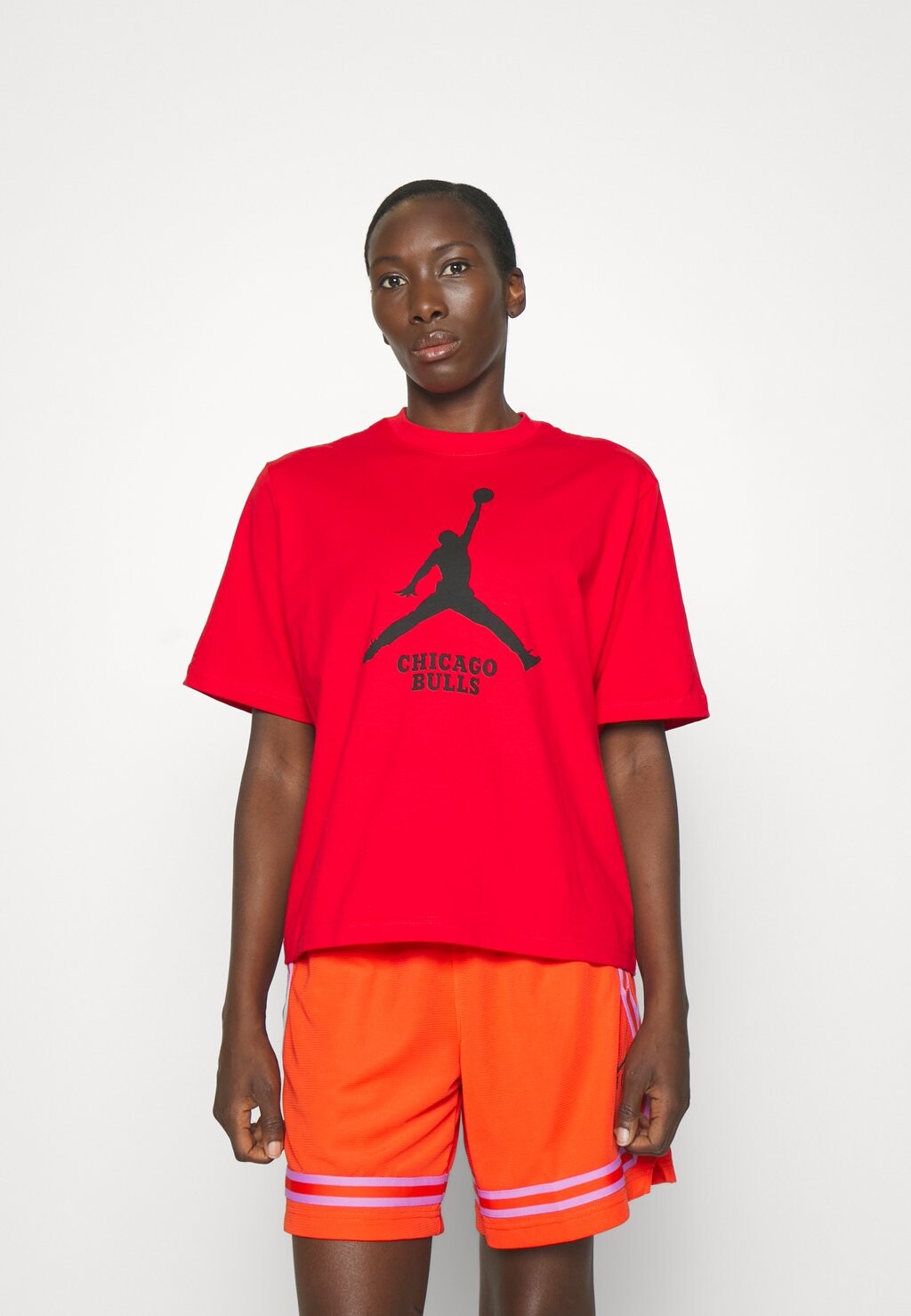 

Футболка с принтом Nike, красный