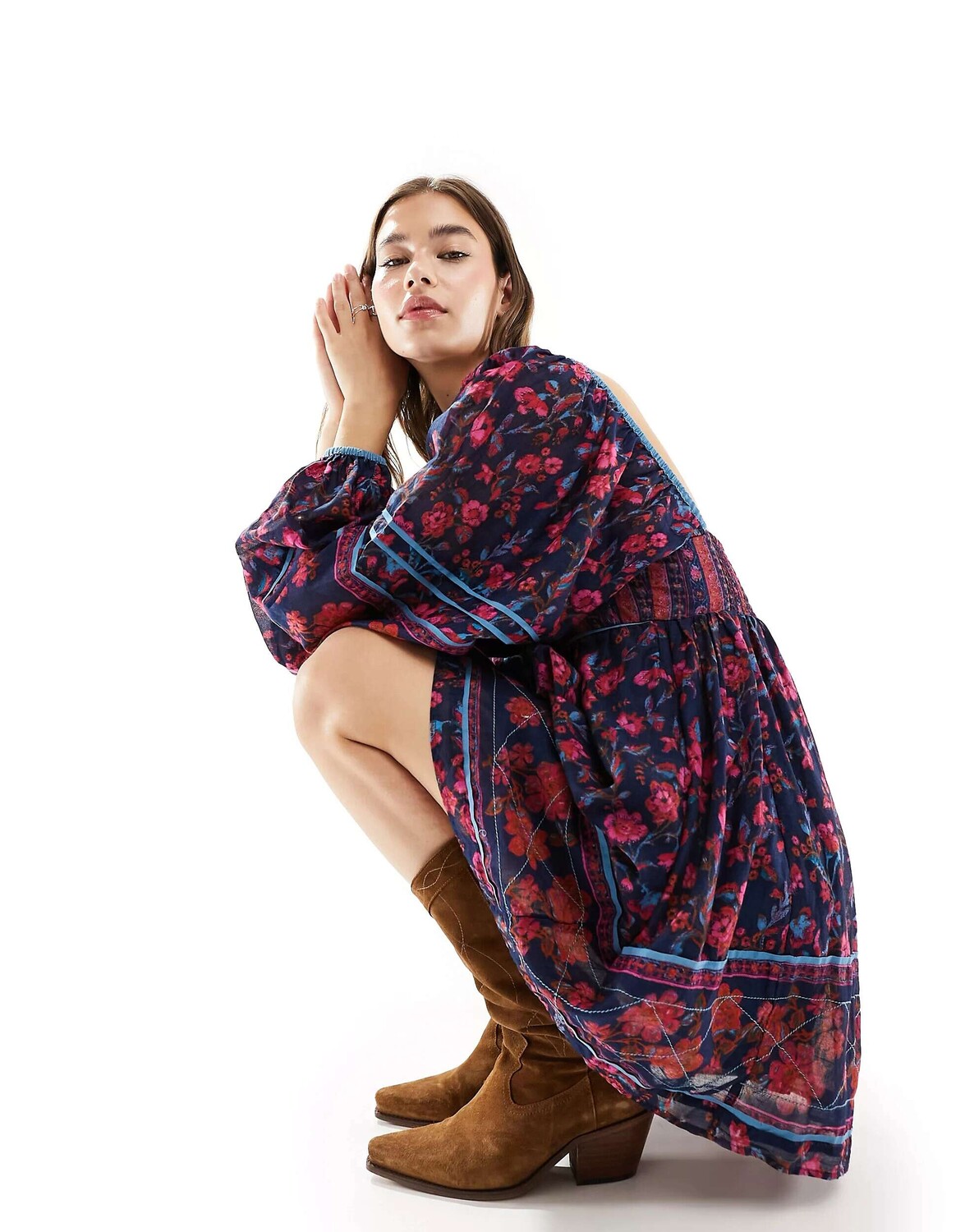

Черное свободное платье в стиле бэби-долл с цветочным принтом Free People