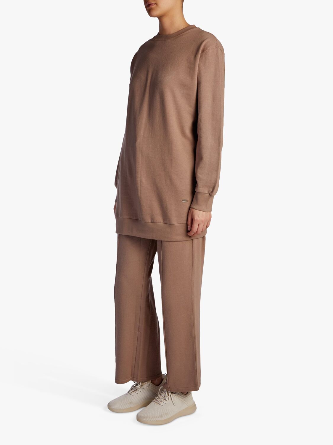 

Толстовка Aab Modest, хаки