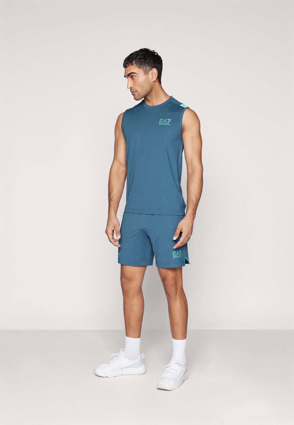 

Спортивный костюм VENTUS RUNNING KIT SET EA7 Emporio Armani, цвет stargazer