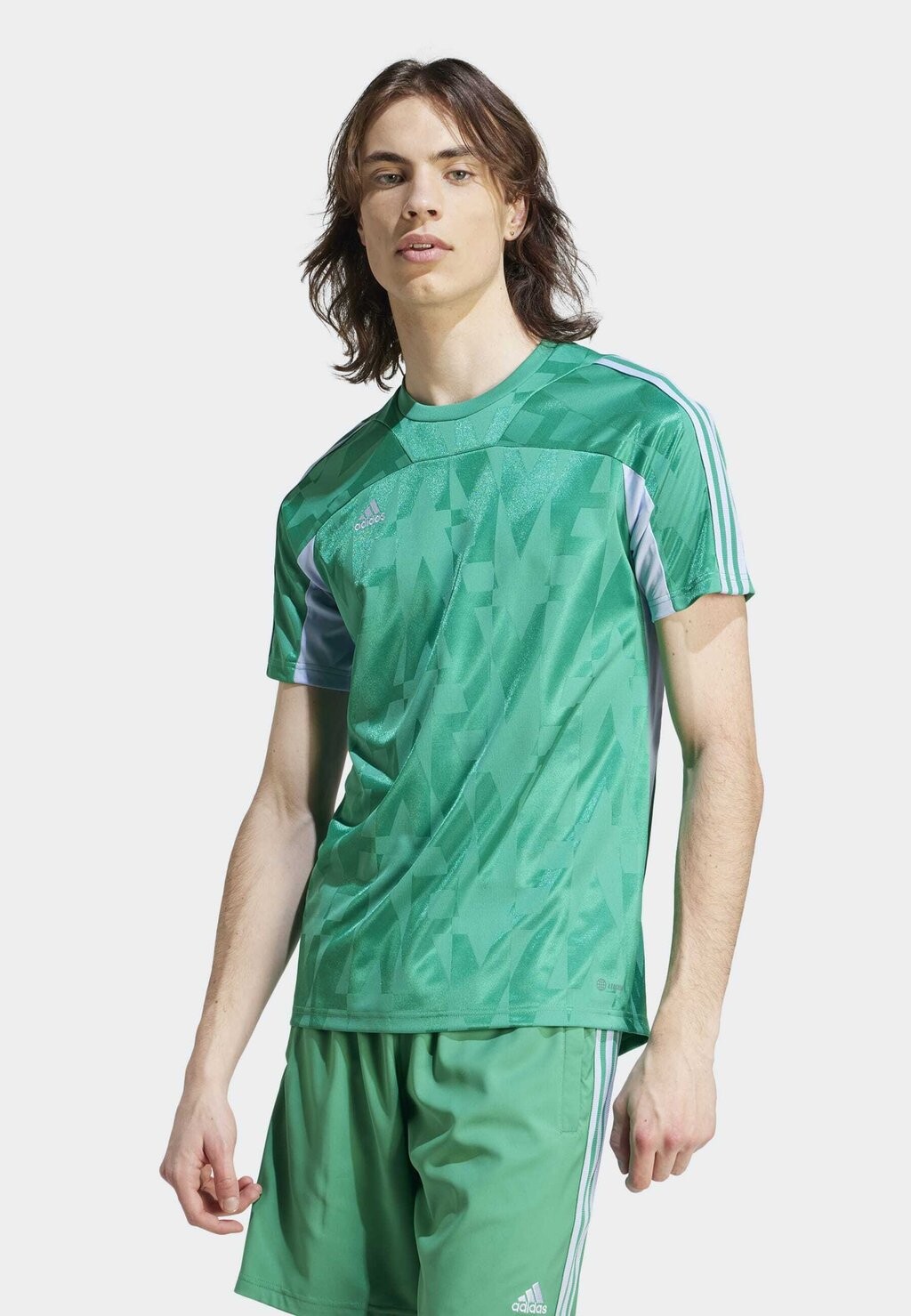 

Футболка Adidas