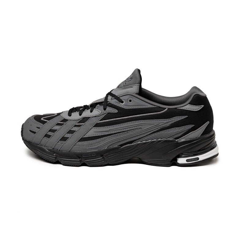 

Кроссовки Orketro Adidas, черный