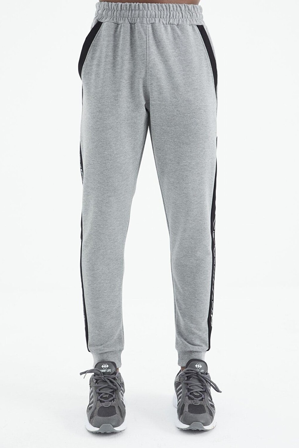 

Мужской спортивный костюм Seth Grey Melange Jogger AIR JONES