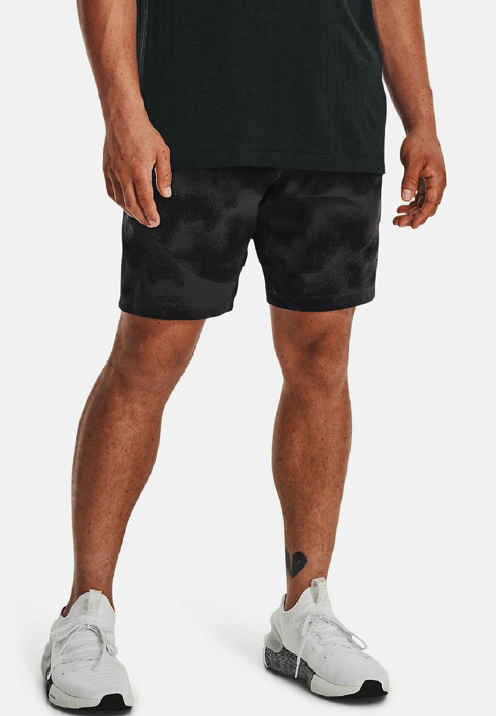 

Спортивные шорты Under Armour